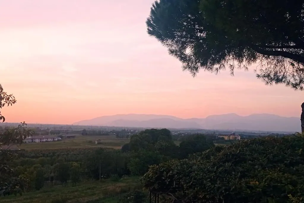 Вилла Casa Alice, In Collina Con Panorama Лонато
