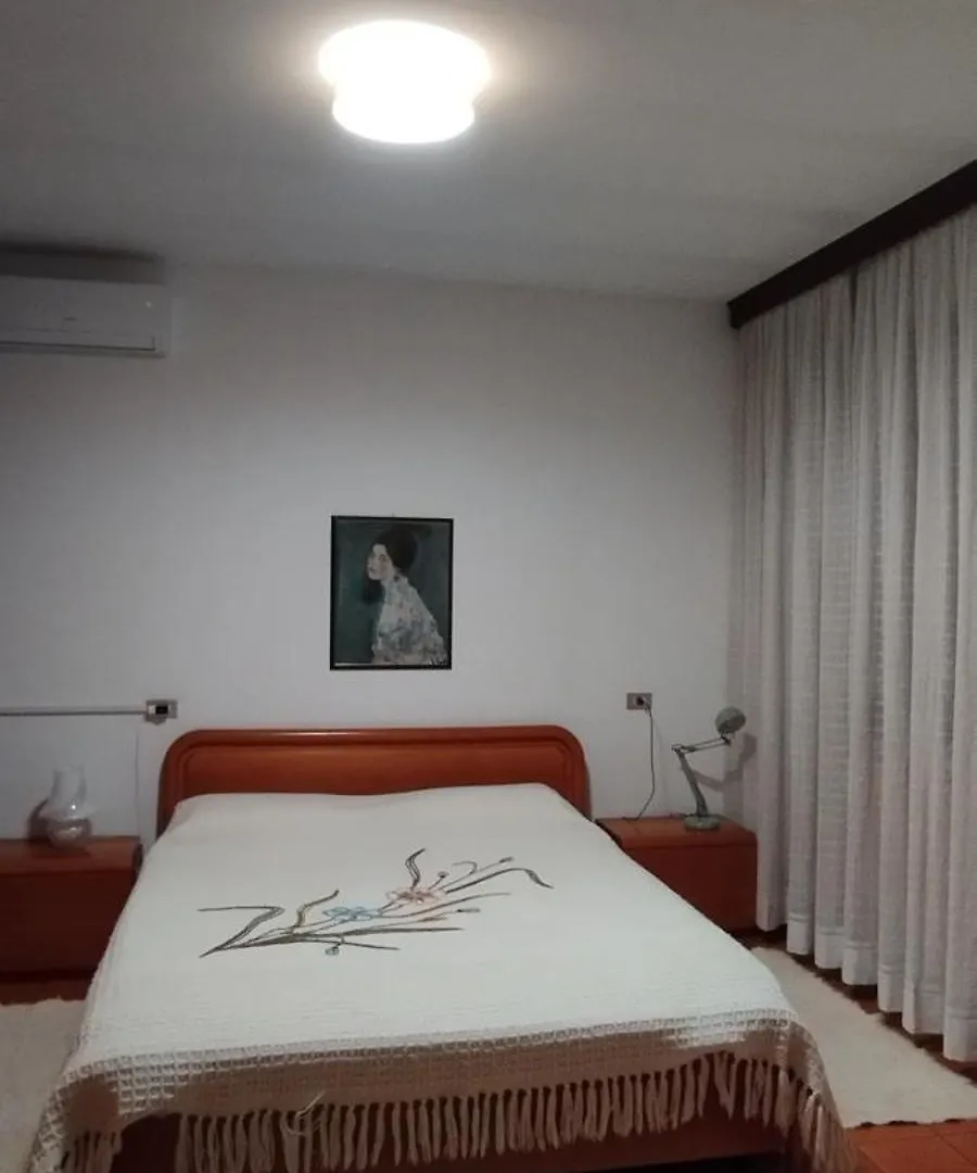 Вилла Casa Alice, In Collina Con Panorama Лонато Италия